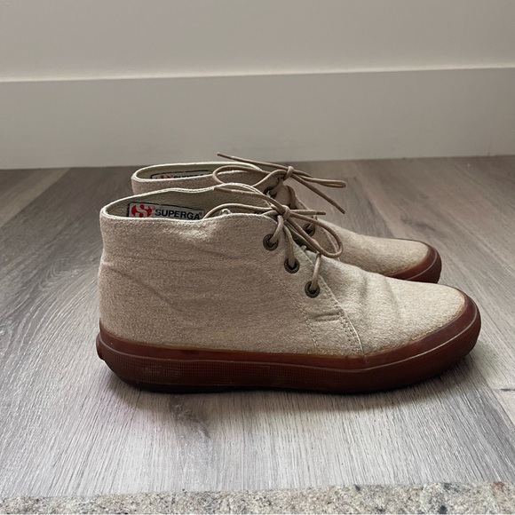 Superga Tan Chukka Boots with Minimalist Design - Picture 1 of 6